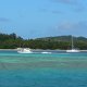 14- L'hydravion amerrit a cote des bateaux au mouillage de Blue Lagoon 